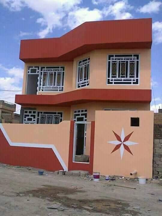 Travaux de revêtement mural décoratif au Cameroun